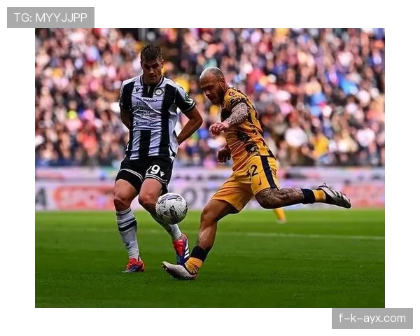 劳塔罗亲密互动国米球迷，彰显球队凝聚力与热情