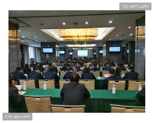 萨拉戈萨强化防守体系,凝聚团队信念迈向胜利新篇章 萨拉戈萨强化防守体系,凝聚团队信念迈向胜利新篇章