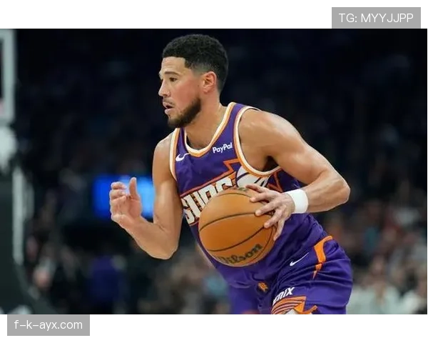 德文·布克挡拆得分效率提升显著拉开与同队锋线差距